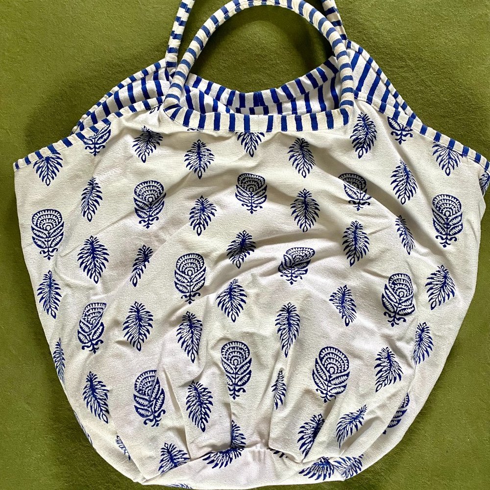 Roller Rabbit Bondi Bag